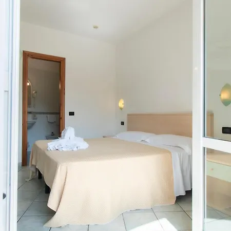 Hotell Victoria Park 3*